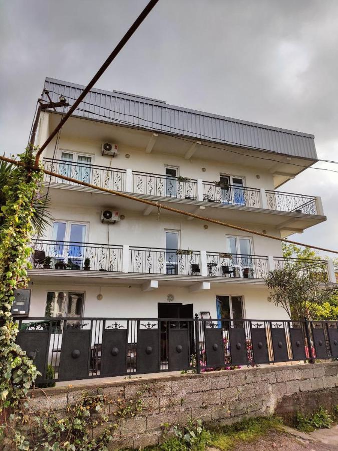 Guest House Junona Makhinjauri Dış mekan fotoğraf